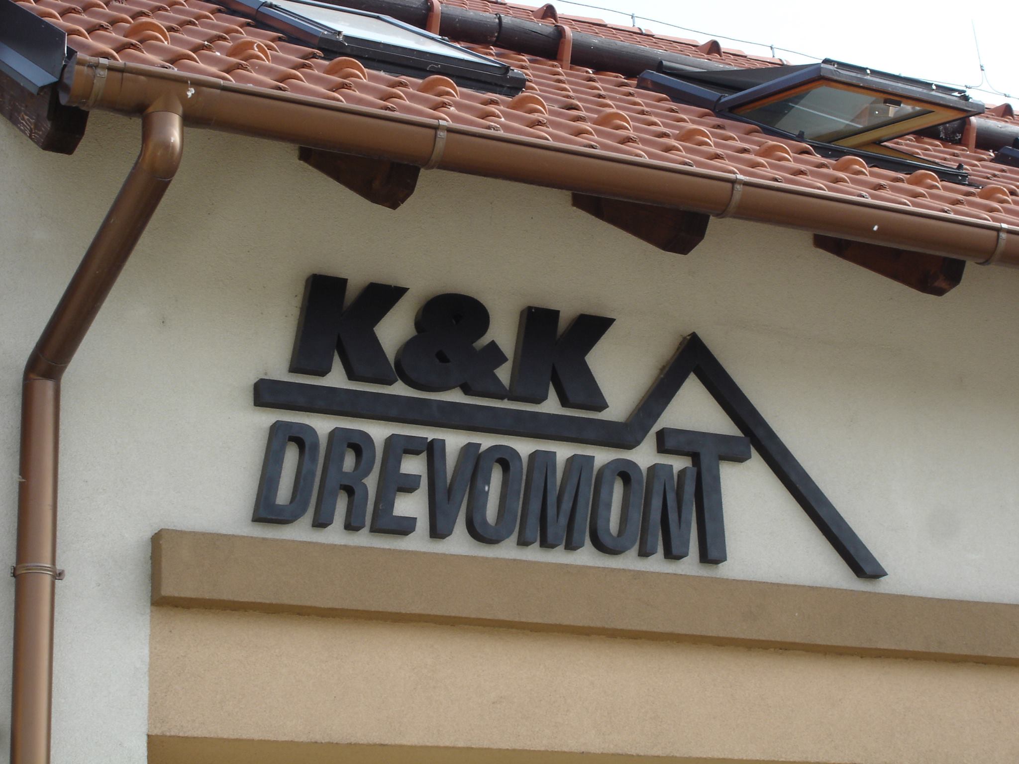 K & K Drevomont, s. r. o. logo